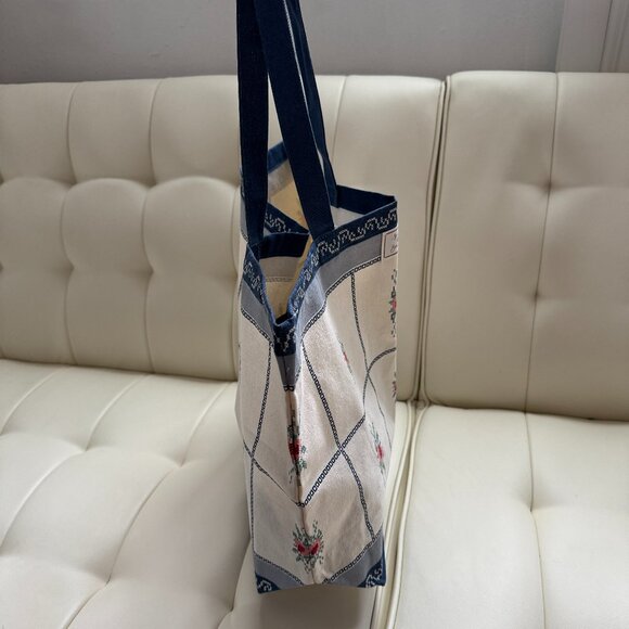 Sézane x Baziszt limited edition cottagecore floral embroidery print tote NWOT - Picture 3 of 7